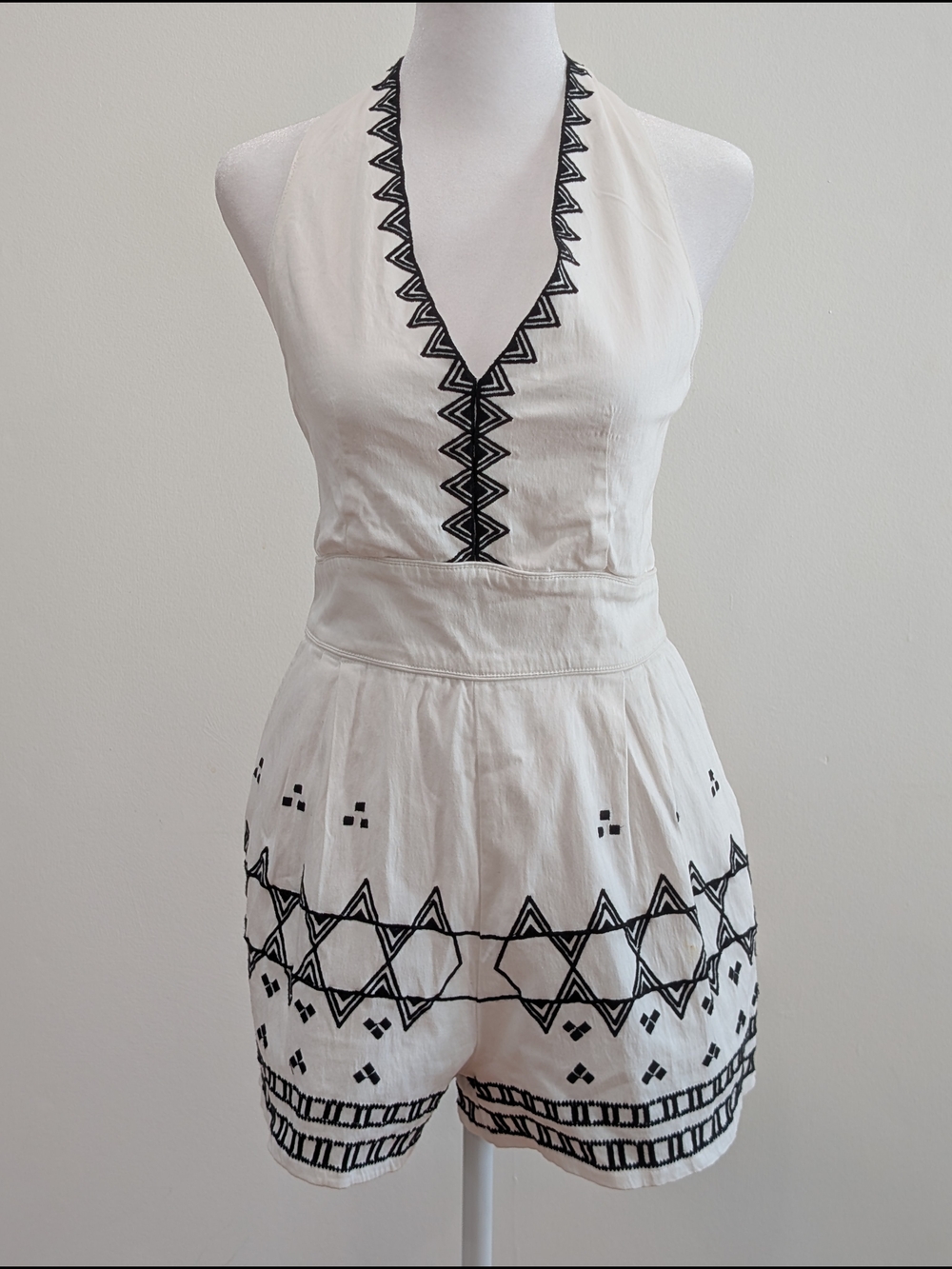 Maje Ika Western Embroidered Crisscross Strap Romper EU 40 White Open Back US 8